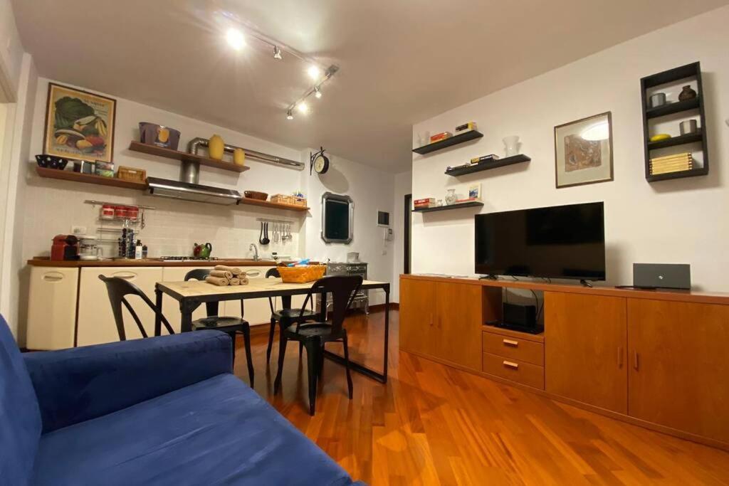Living Rencio: Vicino Al Centro Di Bolzano Appartement Buitenkant foto