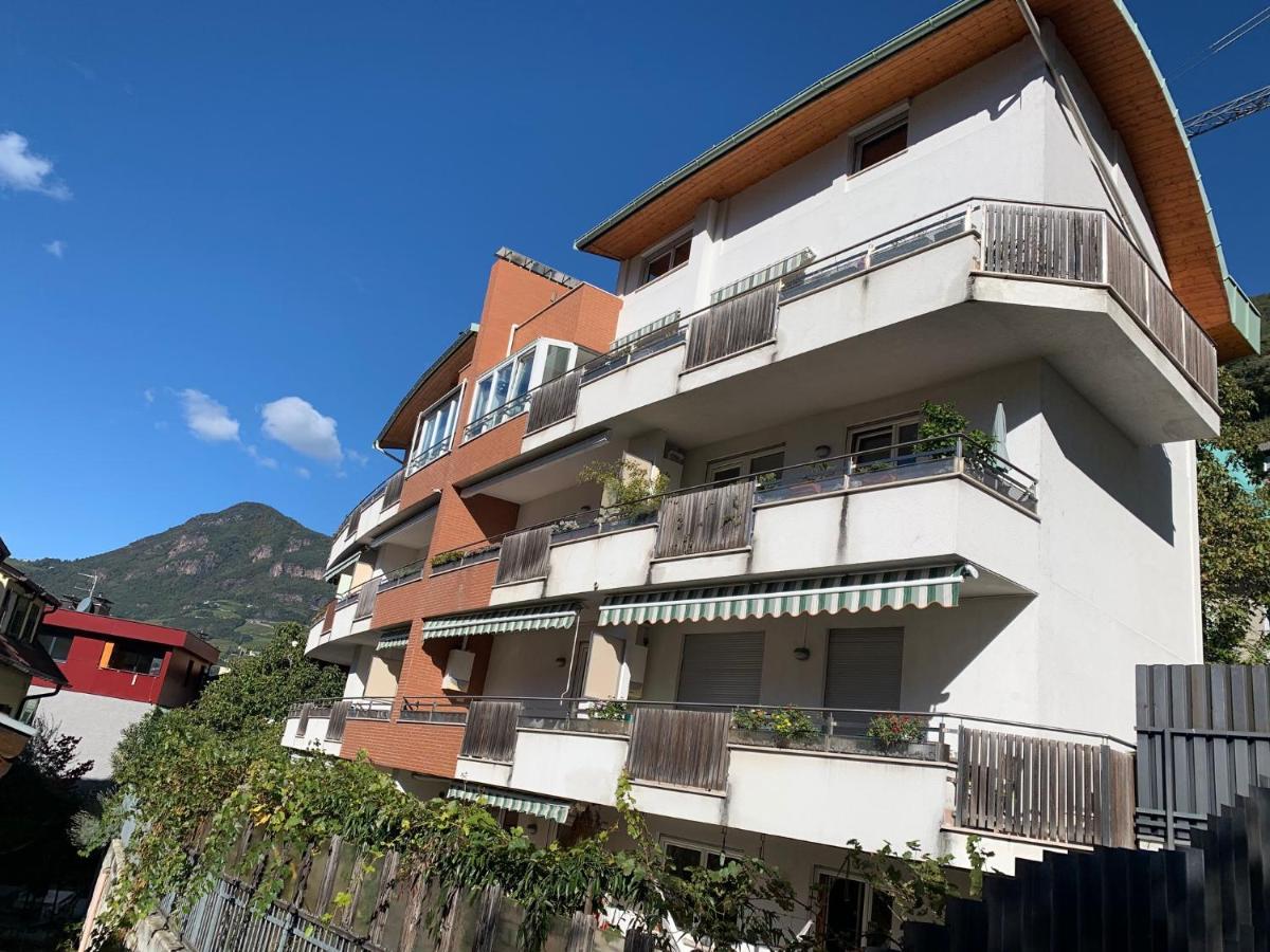 Living Rencio: Vicino Al Centro Di Bolzano Appartement Buitenkant foto